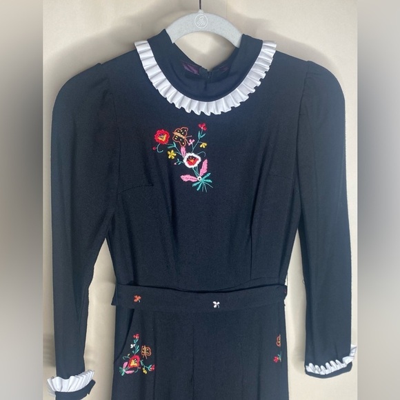 Custom-Made Black Embroidered Dress Beautifully Made Sz XXS - Picture 2 of 7